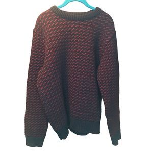 L.L. Bean 100% Wool Knit Sweater Red & Navy Blue Men's Size Small Reg Crewneck
